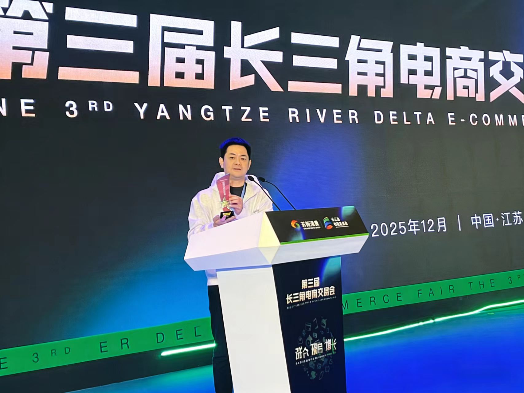 5a509c615d01d161a133c57cc3329522 5a509c615d01d161a133c57cc3329522